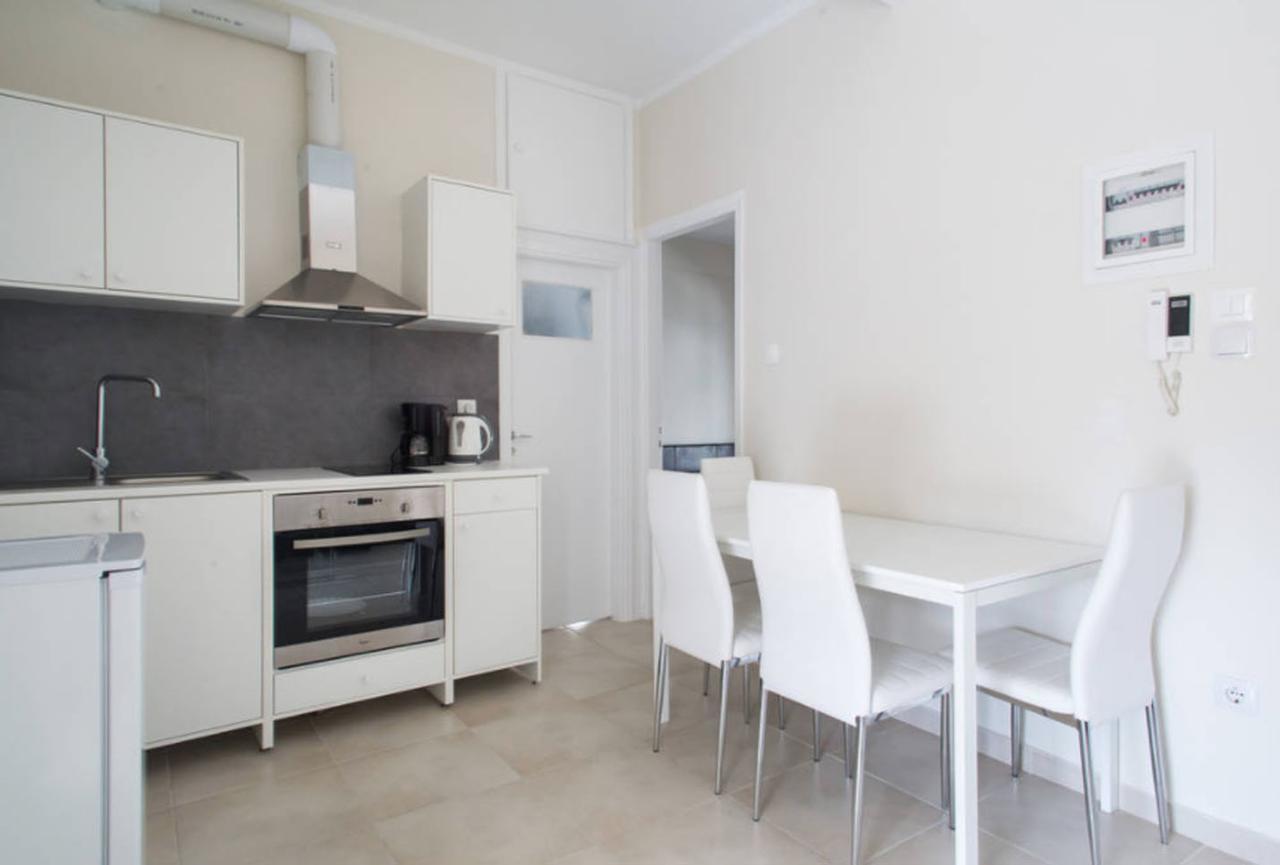 The White House Apartment Athens Luaran gambar